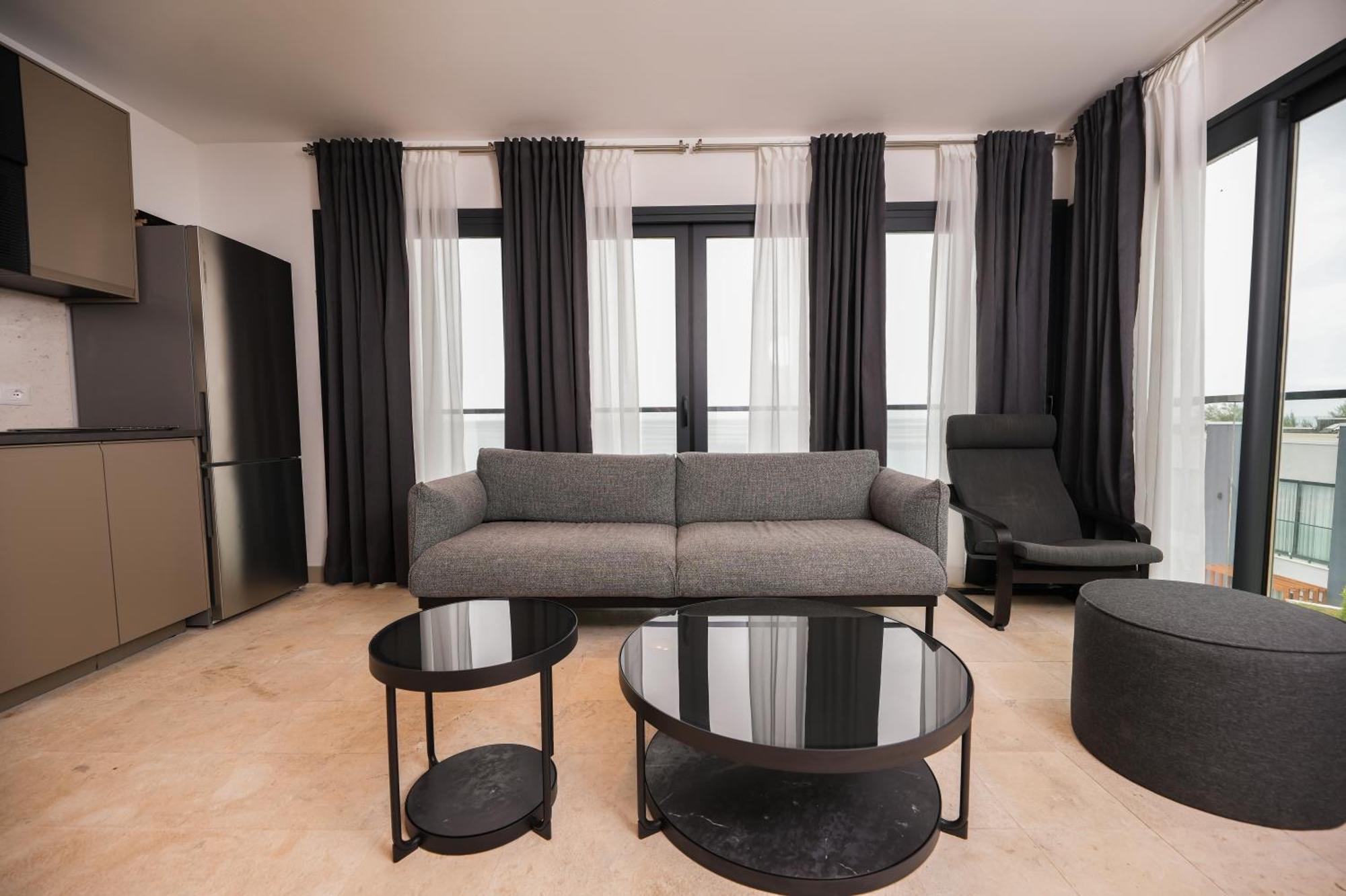 Palladium Hotel- Private Included Guest house *
