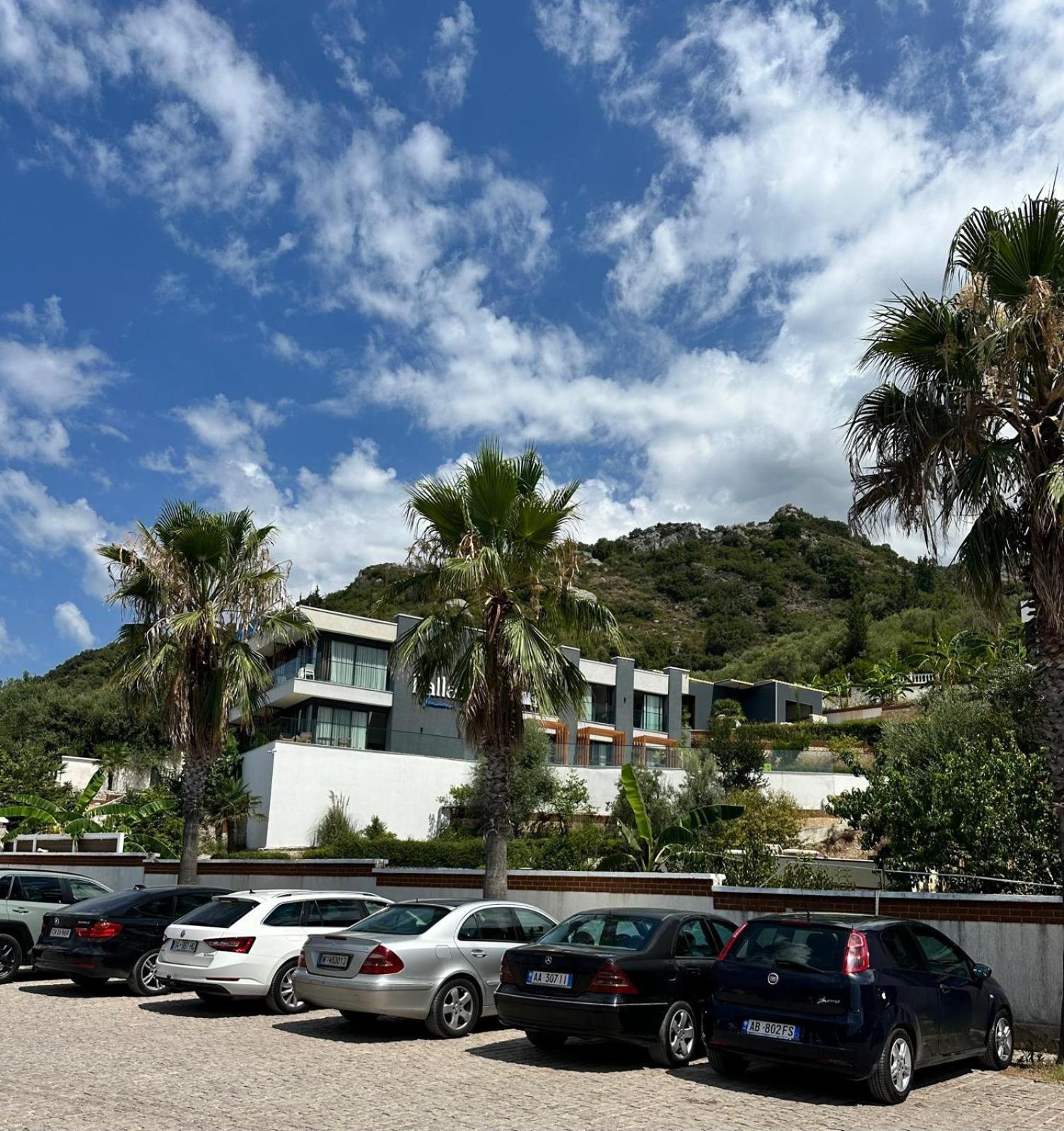 Palladium Hotel- Private Included Guest house Dhermi